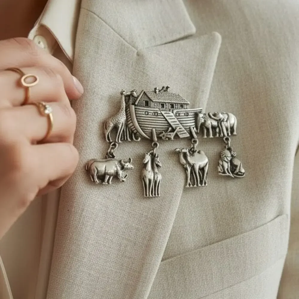 Vintage JJ Jonette Noah’s Ark Pewter Brooch Pin w Dangle Animals